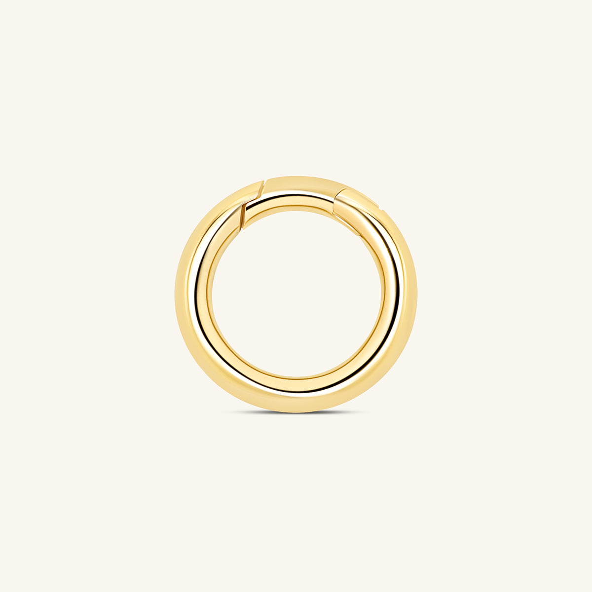 The Round Clasp